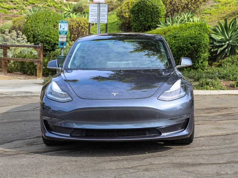 Used 2018 Tesla Model 3 Long Range RWD image 8