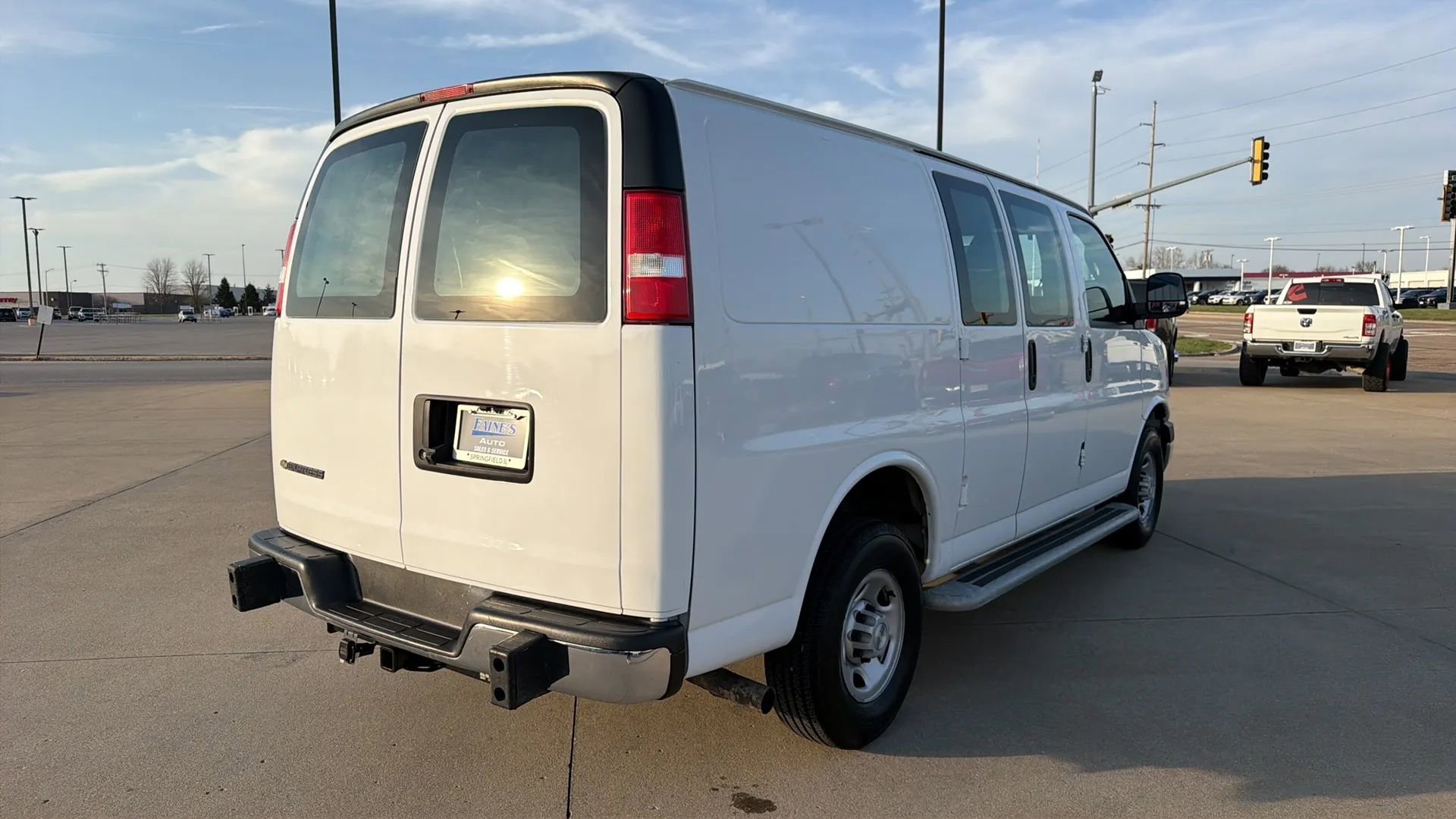 Used 2023 Chevrolet Express 2500 w/ Driver Convenience Package RWD image 21