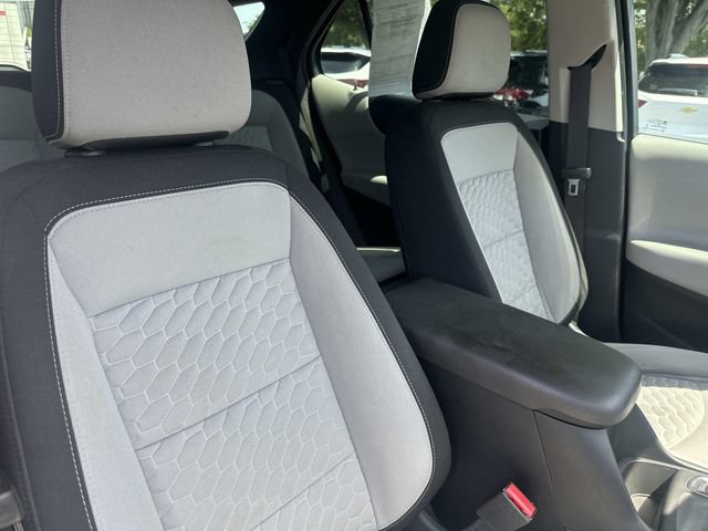 Used 2020 Chevrolet Equinox LS FWD image 11