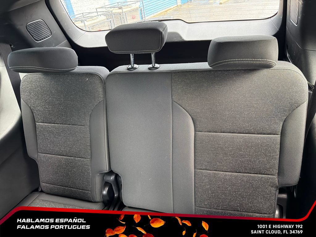Used 2025 Chevrolet Traverse LT FWD image 29