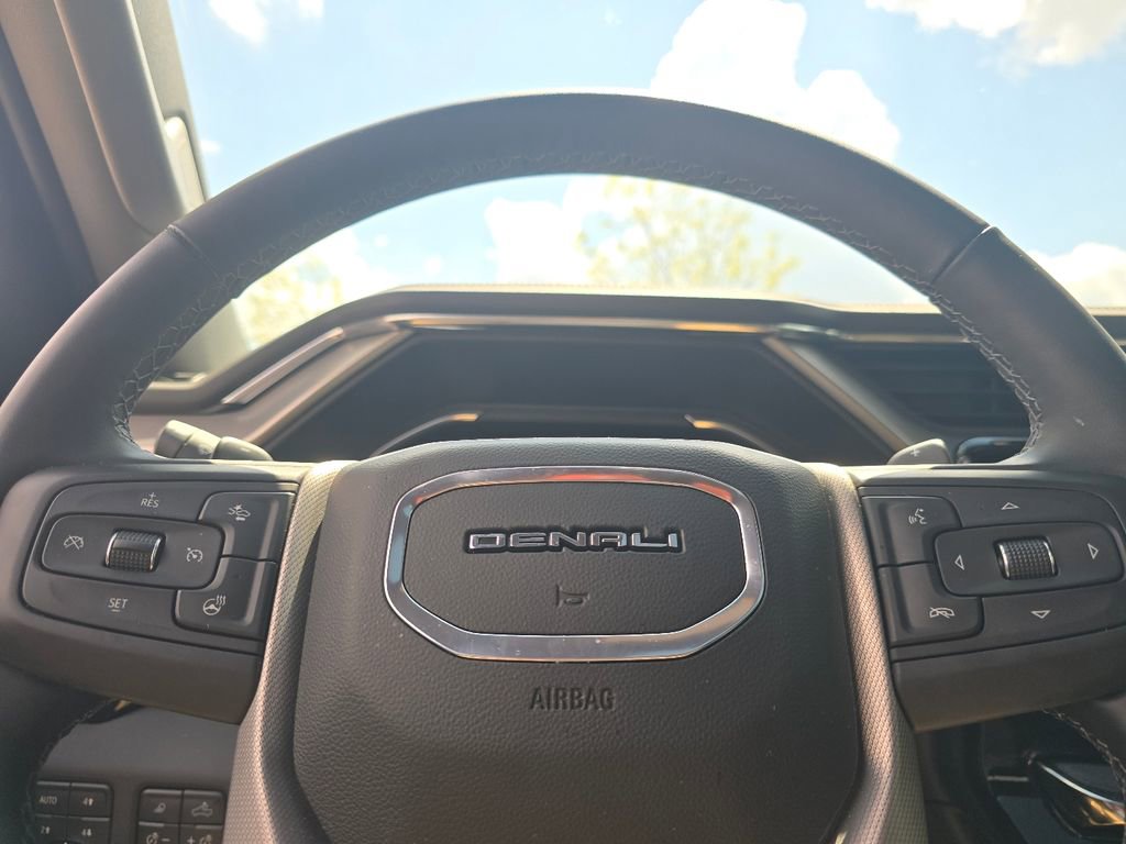 Used 2026 GMC Sierra 1500 Denali w/ Technology Package AWD/4WD image 28