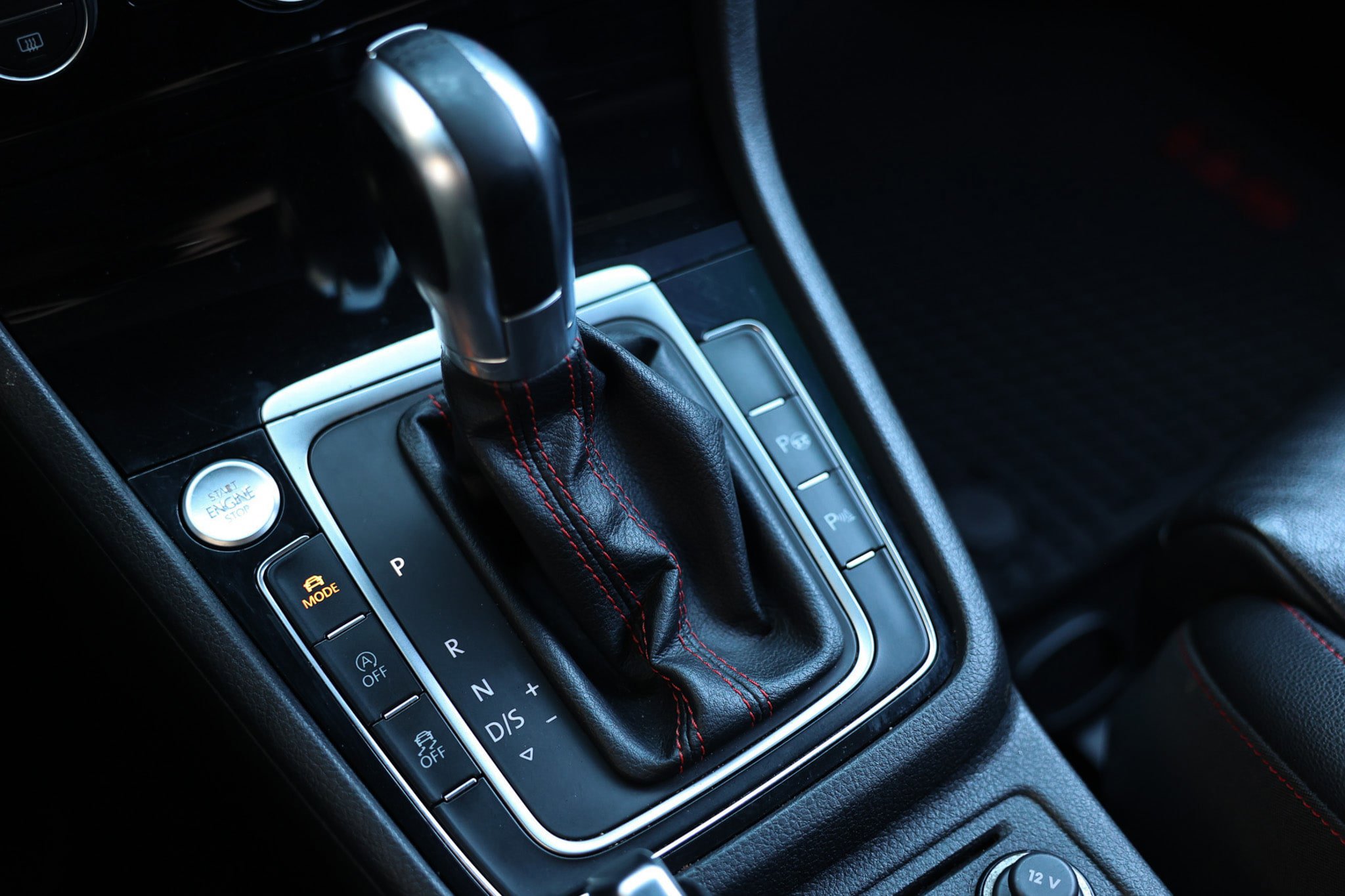 Used 2018 Volkswagen GTI Autobahn FWD image 41