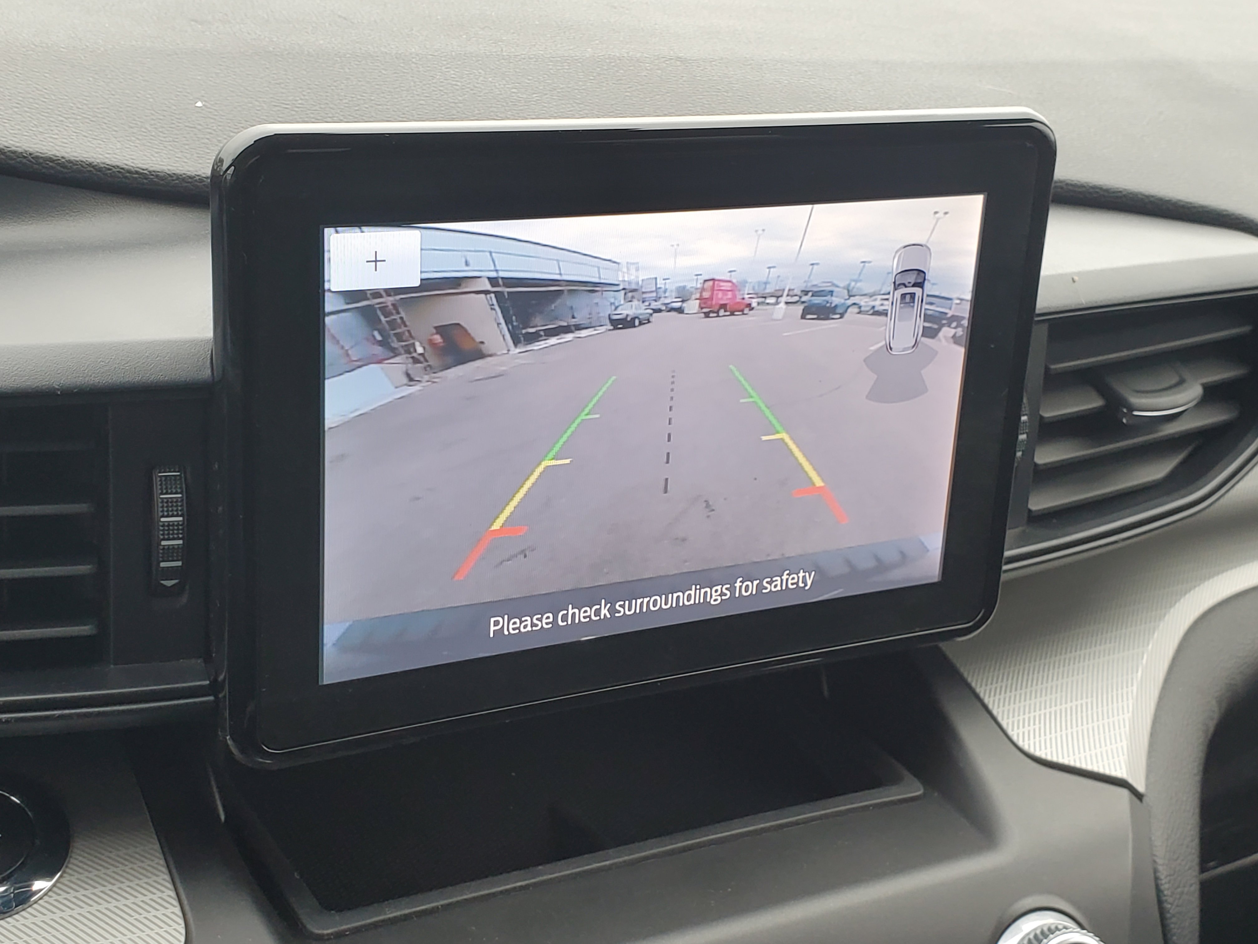 Used 2020 Ford Explorer XLT w/ Comfort Package image 24