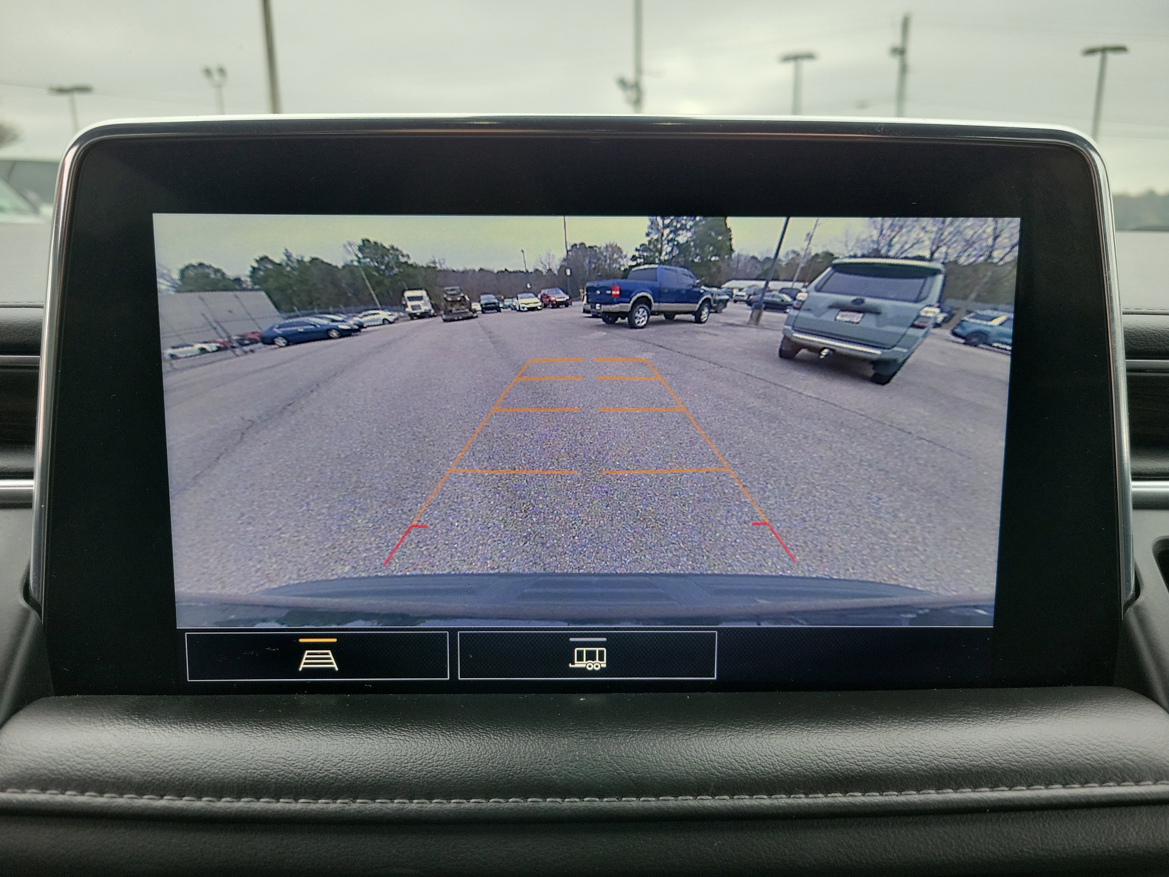 Used 2021 Chevrolet Tahoe LS image 18