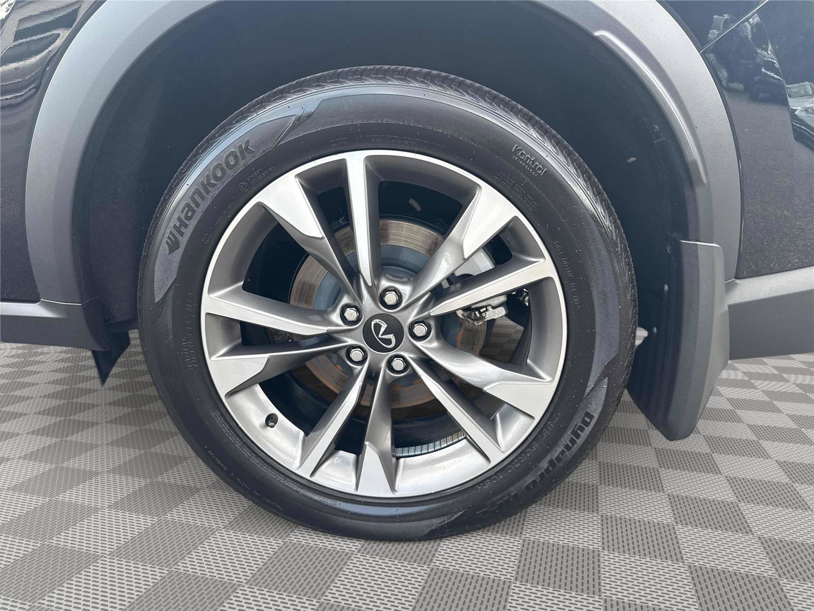 Used 2025 INFINITI QX60 Luxe w/ Cargo Package FWD image 32
