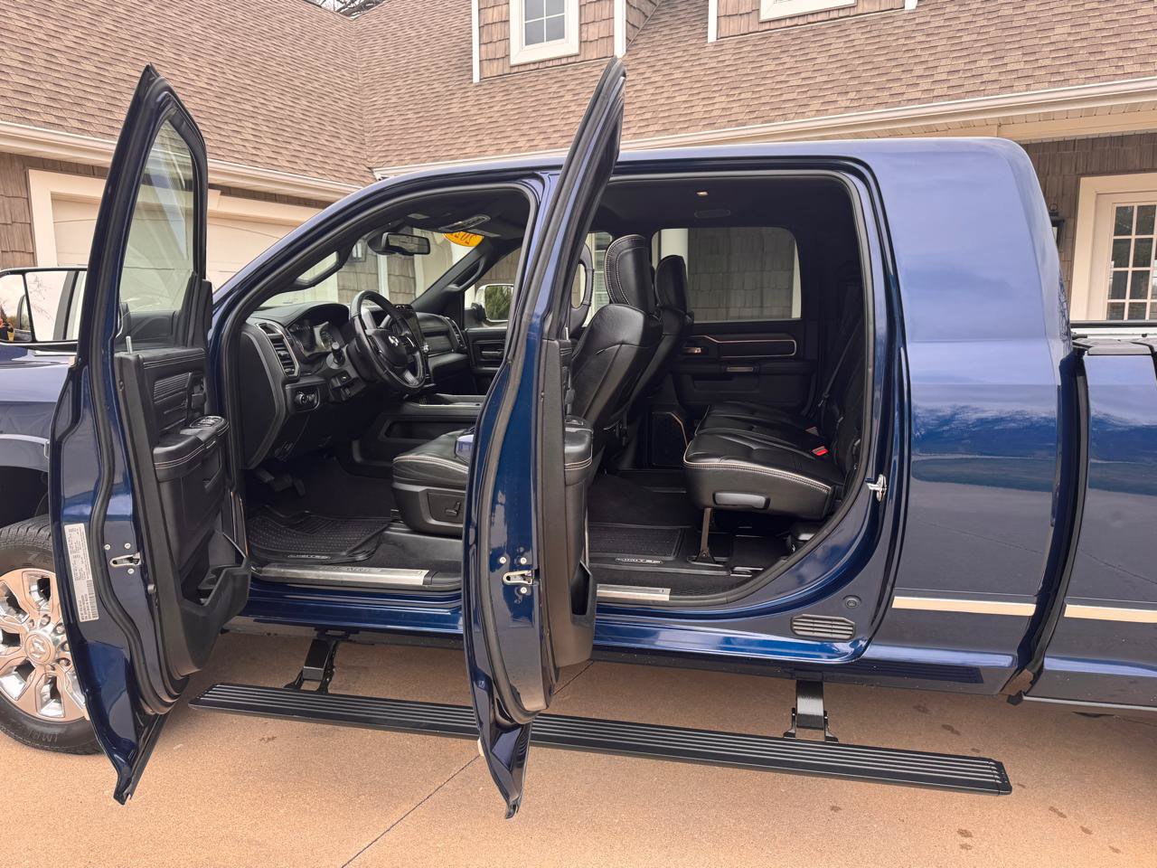Used 2021 RAM 2500 Limited w/ Cold Weather Group AWD/4WD image 10