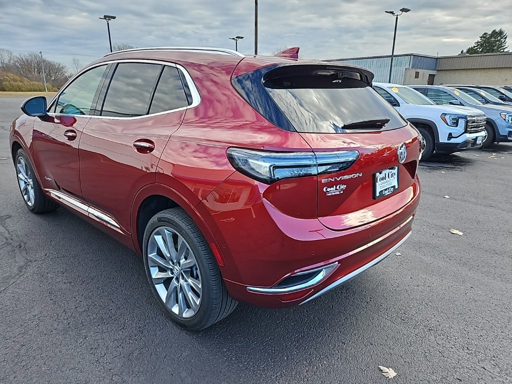 Used 2023 Buick Envision Avenir image 5