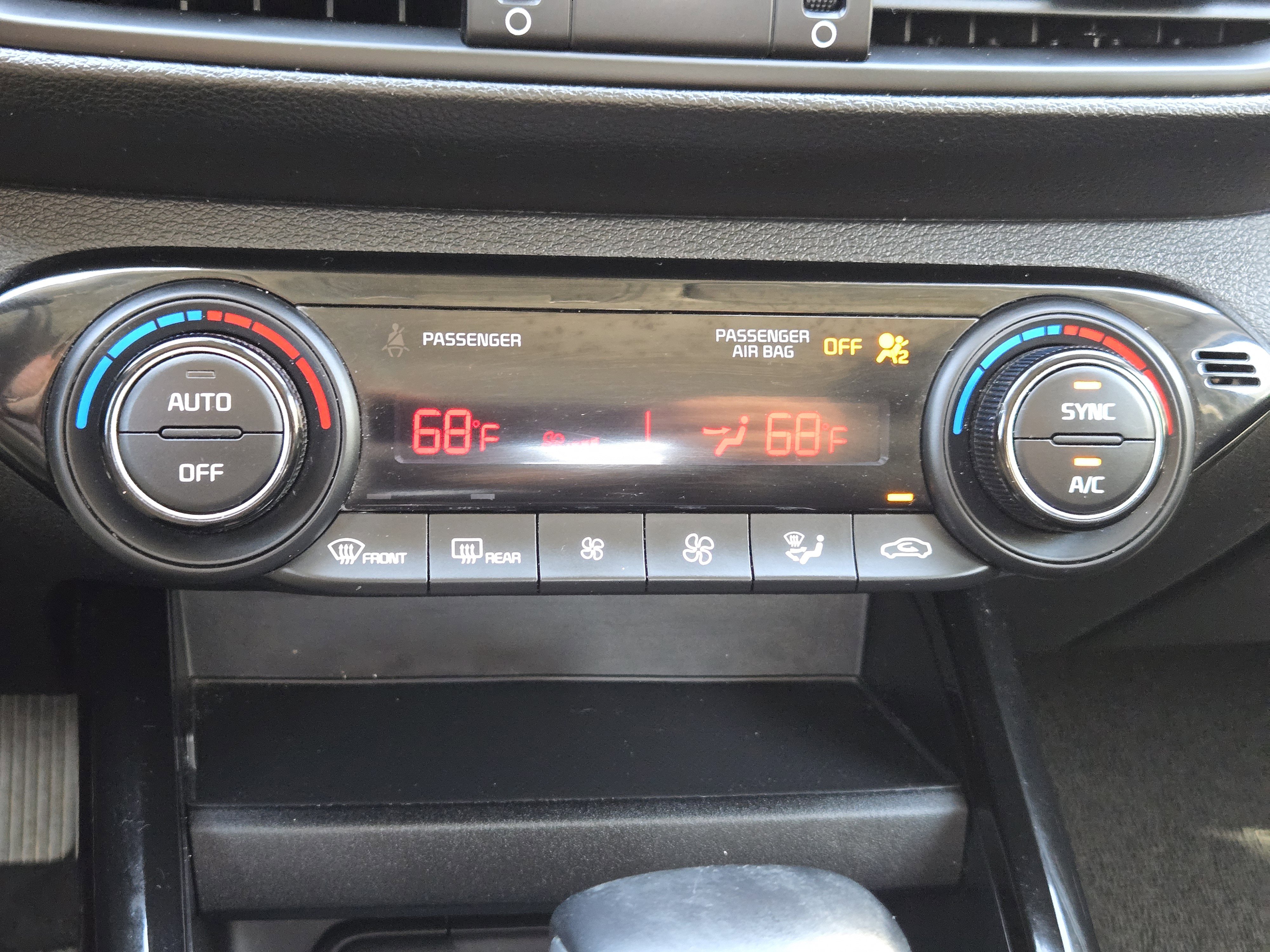 Used 2020 Kia Forte EX image 22