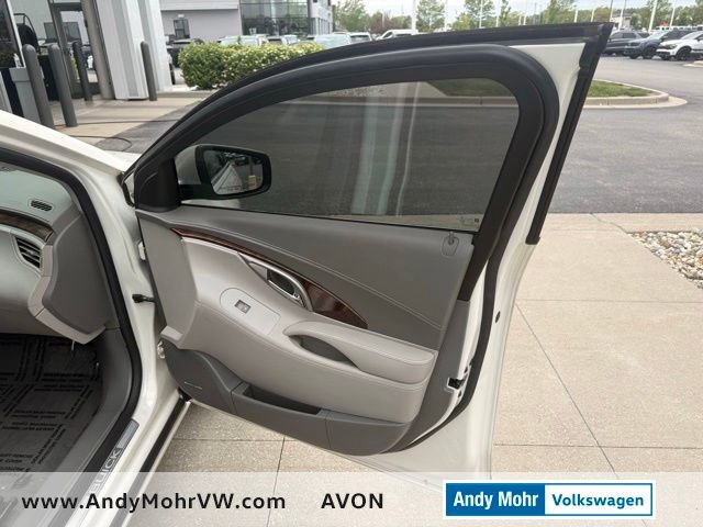 Used 2011 Buick LaCrosse CXL w/ Luxury Package FWD image 19