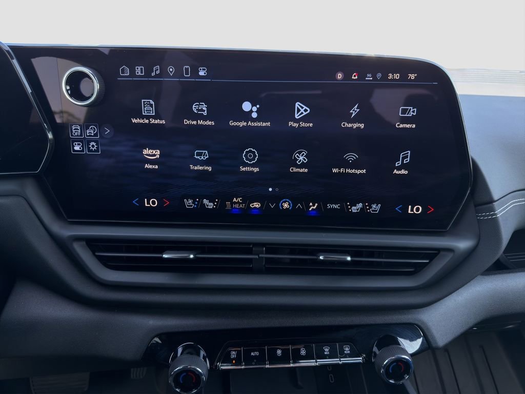 Used 2025 Chevrolet Silverado EV LT image 16