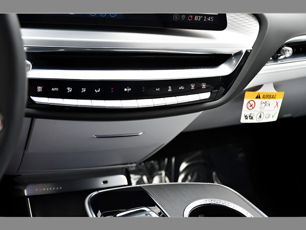 Used 2024 Cadillac Lyriq Sport AWD/4WD image 32