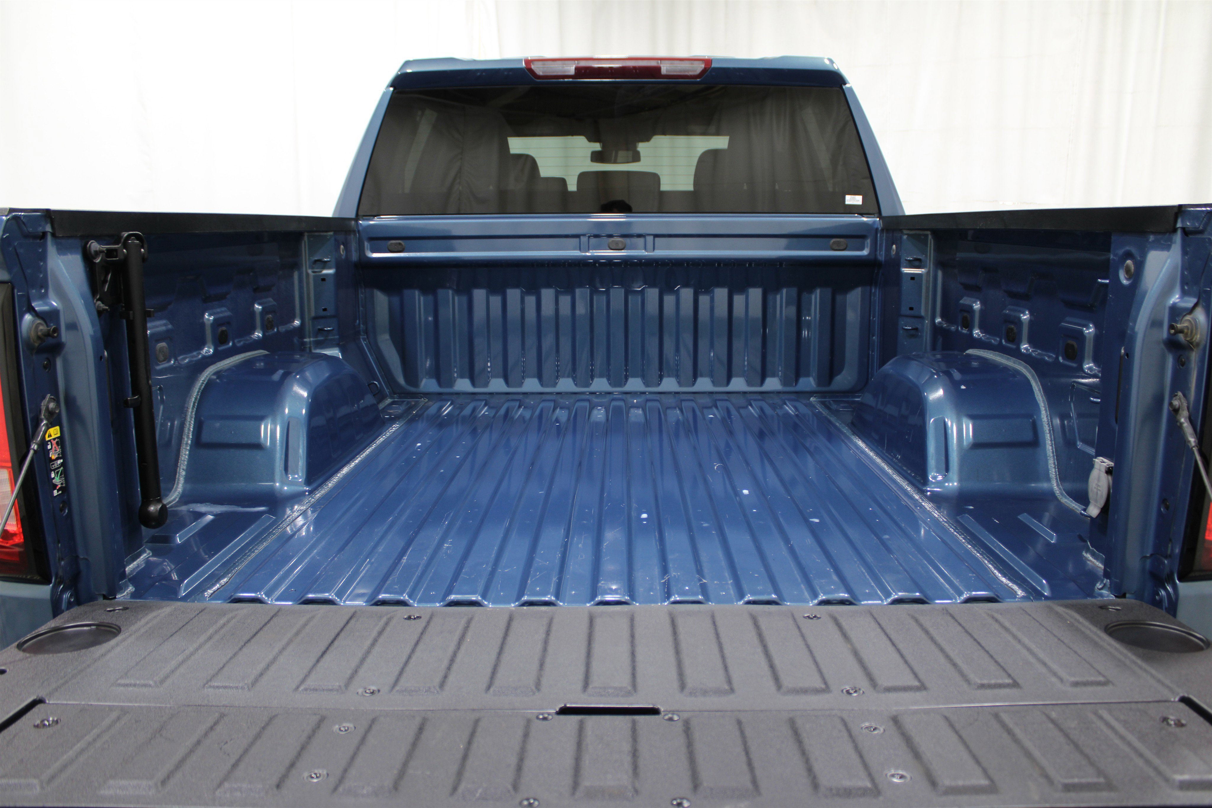 Used 2024 GMC Sierra 1500 SLT image 33