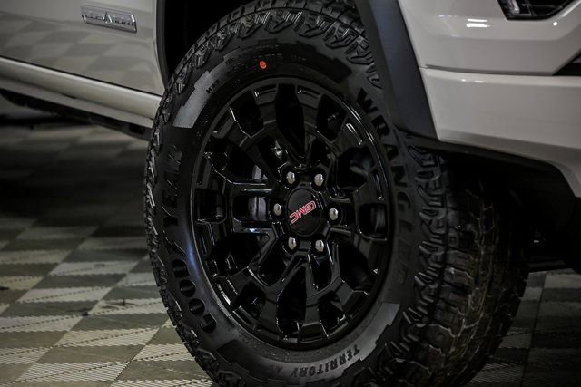 New 2026 GMC Canyon Elevation w/ Convenience Package image 3