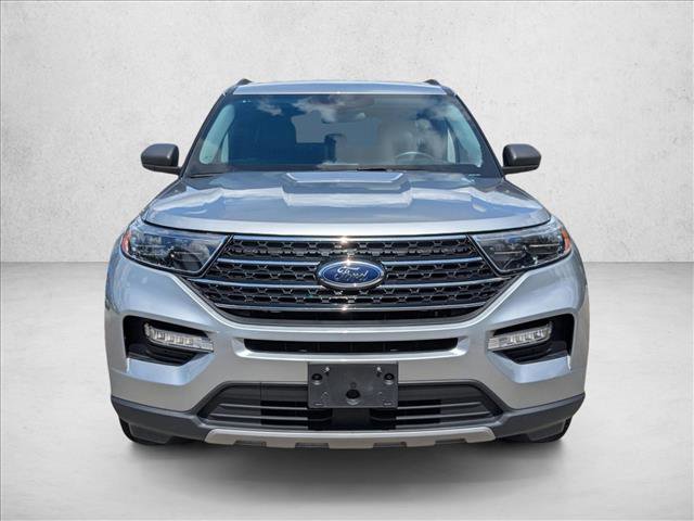 Used 2023 Ford Explorer XLT w/ Equipment Group 202A image 2