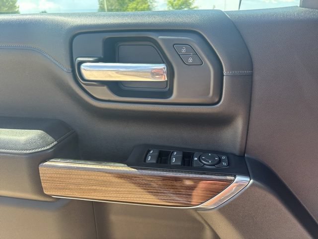 Used 2020 Chevrolet Silverado 1500 RST AWD/4WD image 16