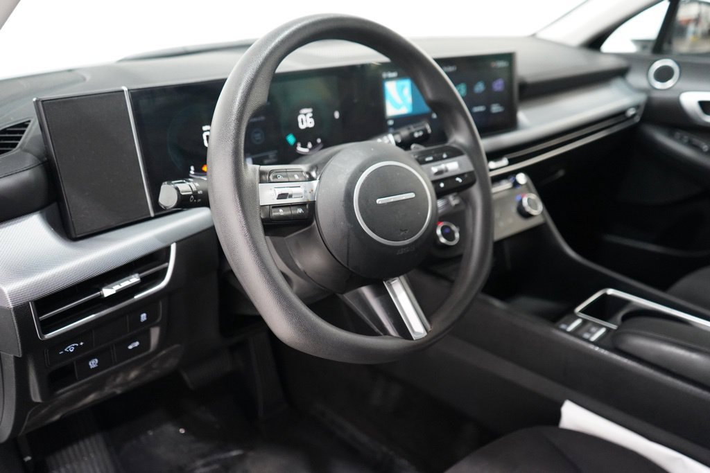 Used 2025 Hyundai Sonata SEL FWD image 15