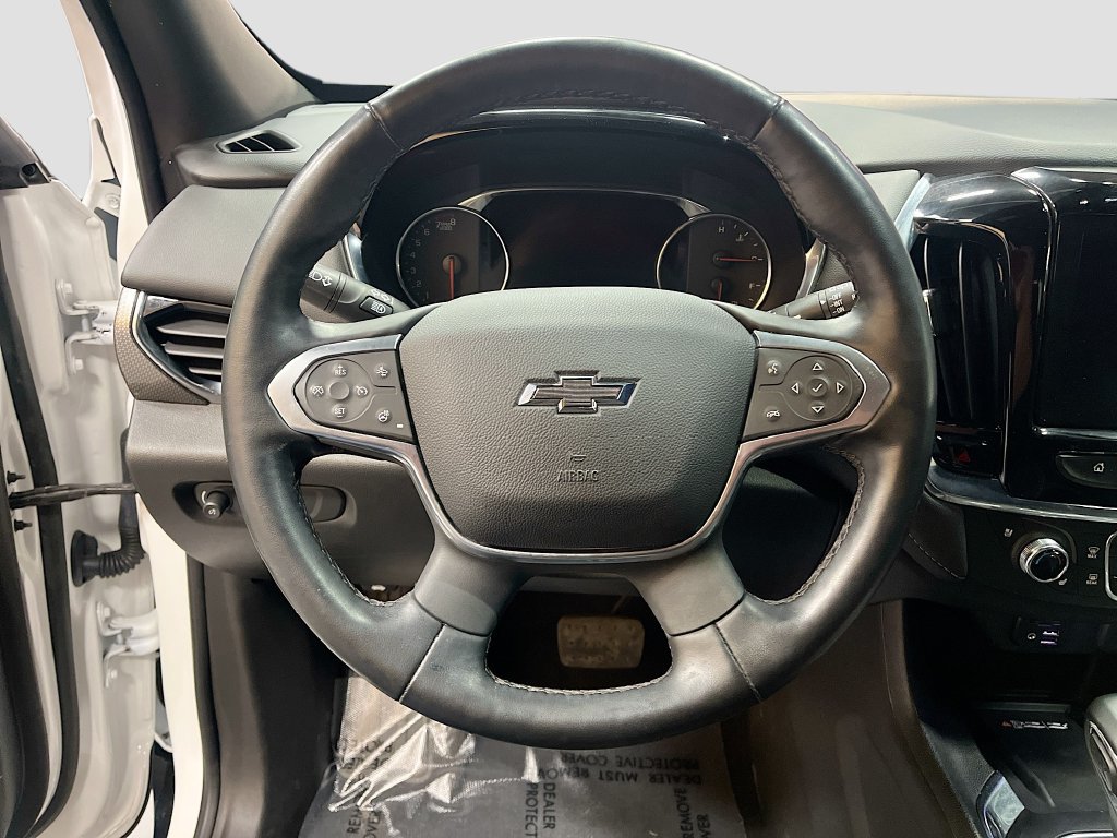 Used 2023 Chevrolet Traverse Premier w/ Redline Edition AWD/4WD image 11