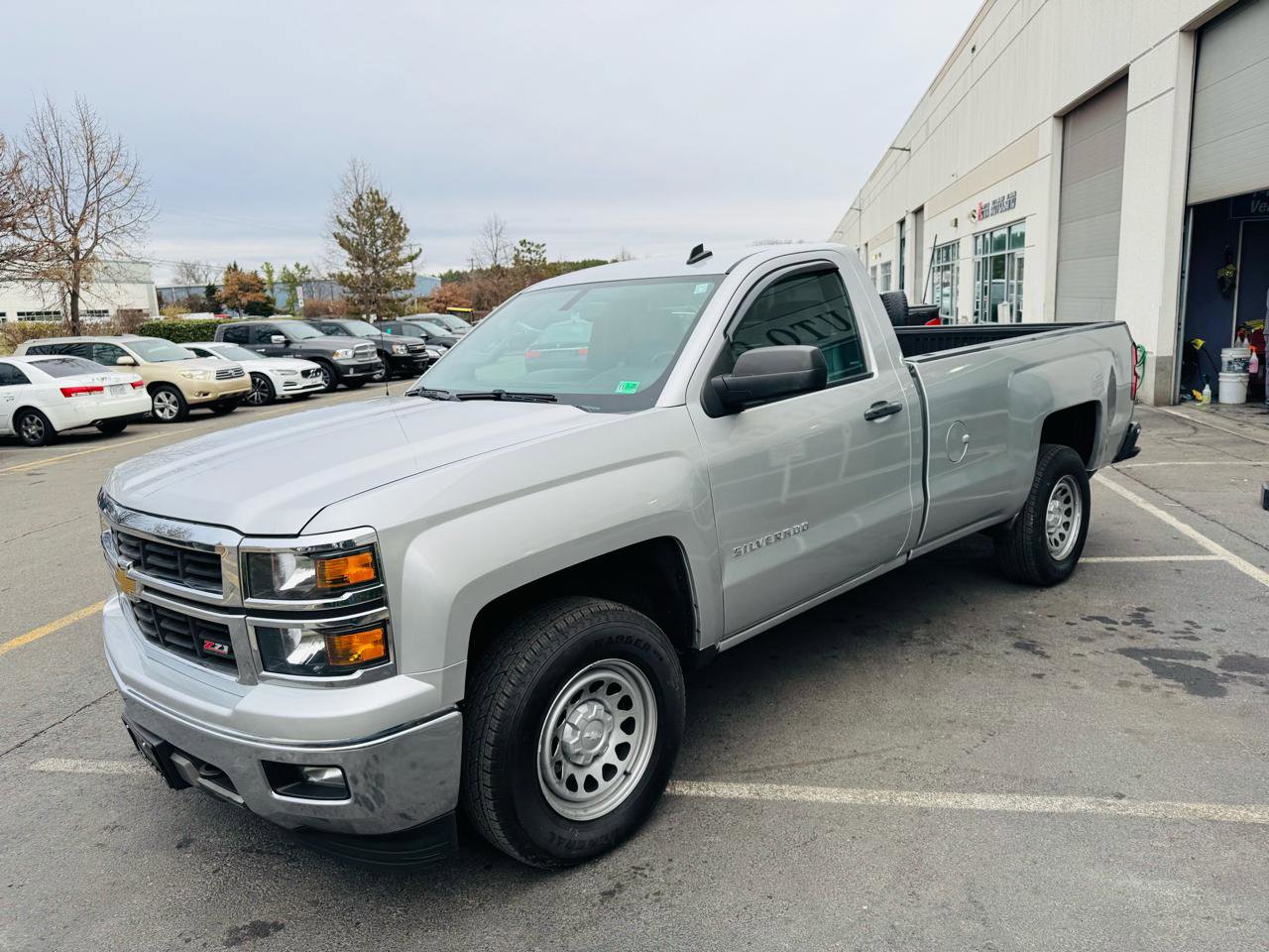 Used 2014 Chevrolet Silverado 1500 LT w/ LT Convenience Package AWD/4WD image 33