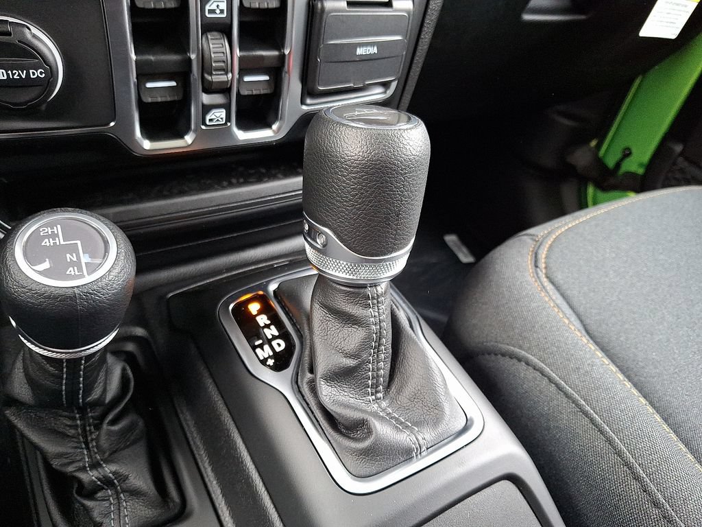 New 2025 Jeep Gladiator Sport AWD/4WD image 10