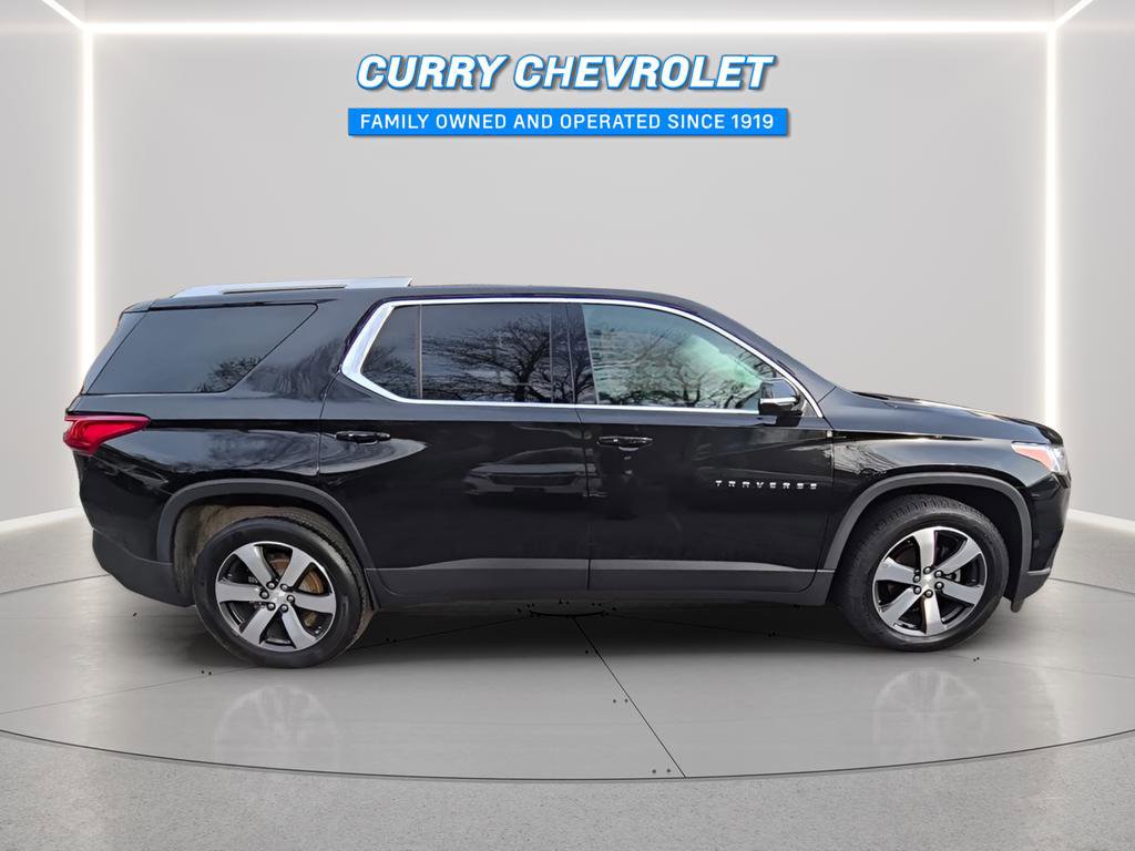 Used 2018 Chevrolet Traverse LT image 13