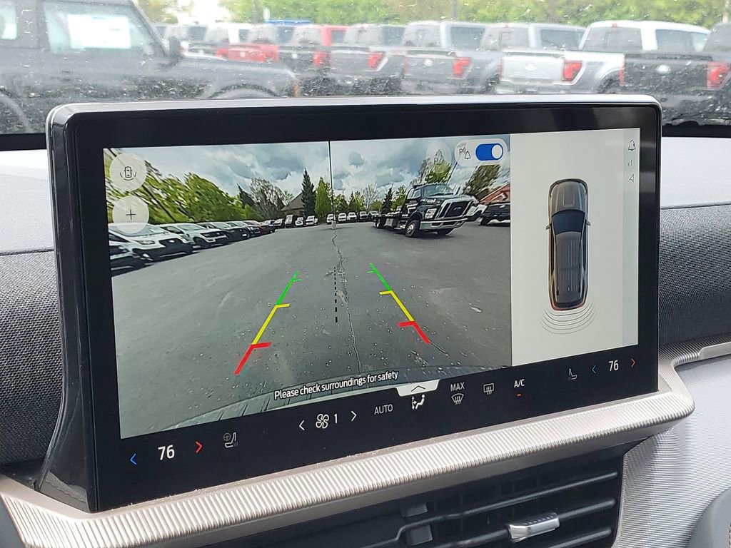 New 2026 Ford Explorer Active AWD/4WD image 17