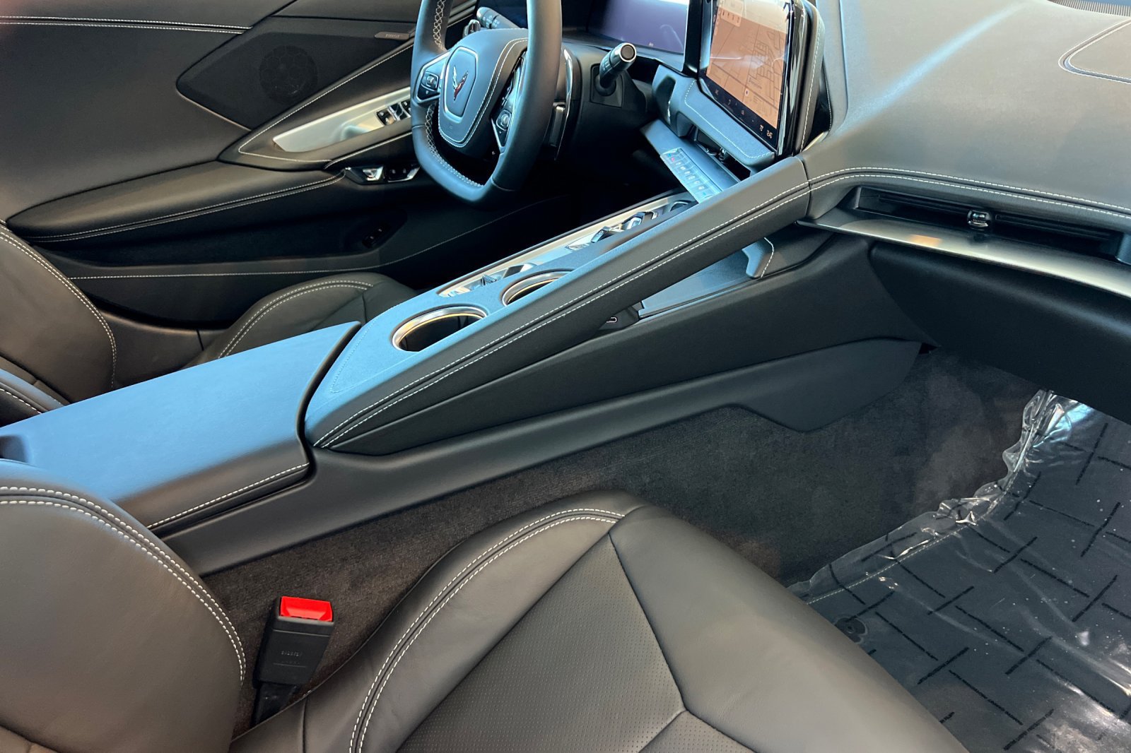 New 2027 Chevrolet Corvette Stingray Convertible RWD image 18