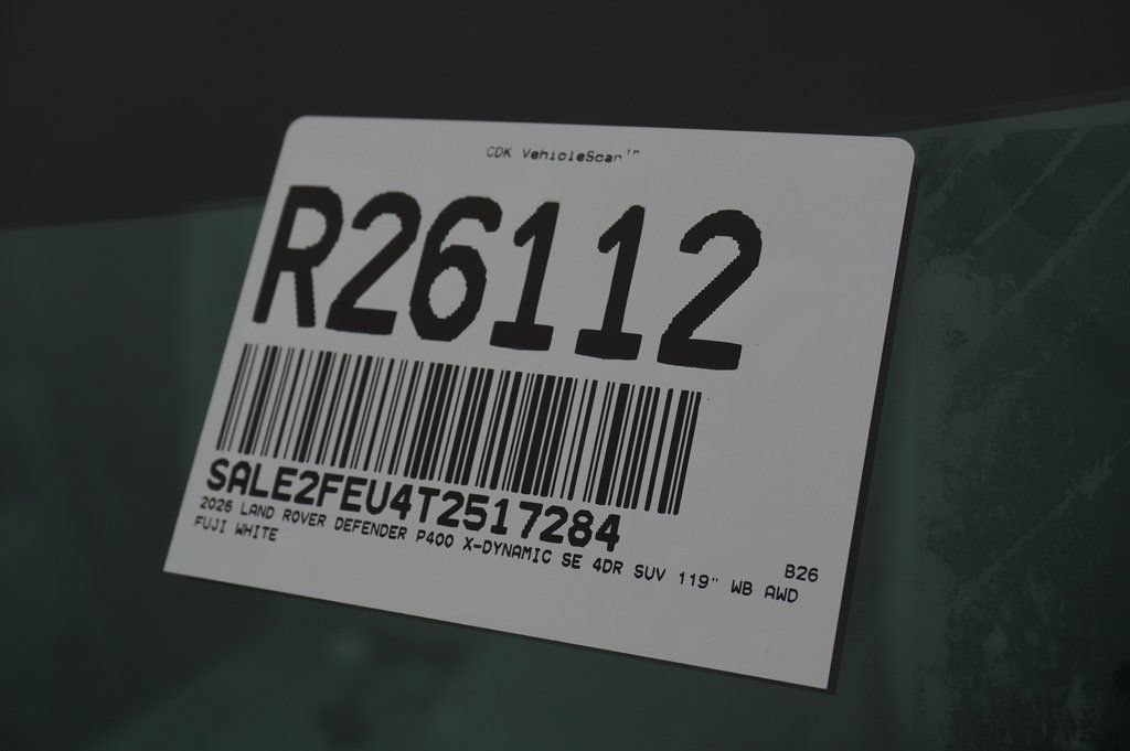Certified 2026 Land Rover Defender 130 X-Dynamic SE AWD/4WD image 32
