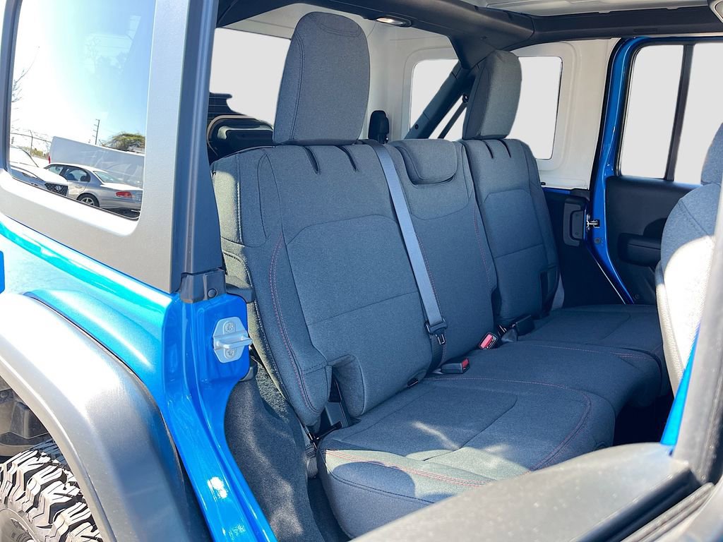 Used 2026 Jeep Wrangler Unlimited Rubicon w/ Safety Group AWD/4WD image 25