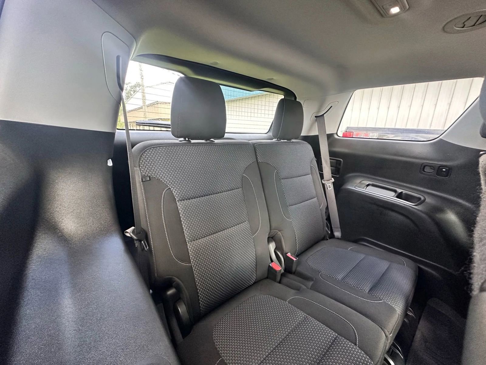 Used 2021 GMC Acadia SLE w/ LPO, Floor Liner Package image 9