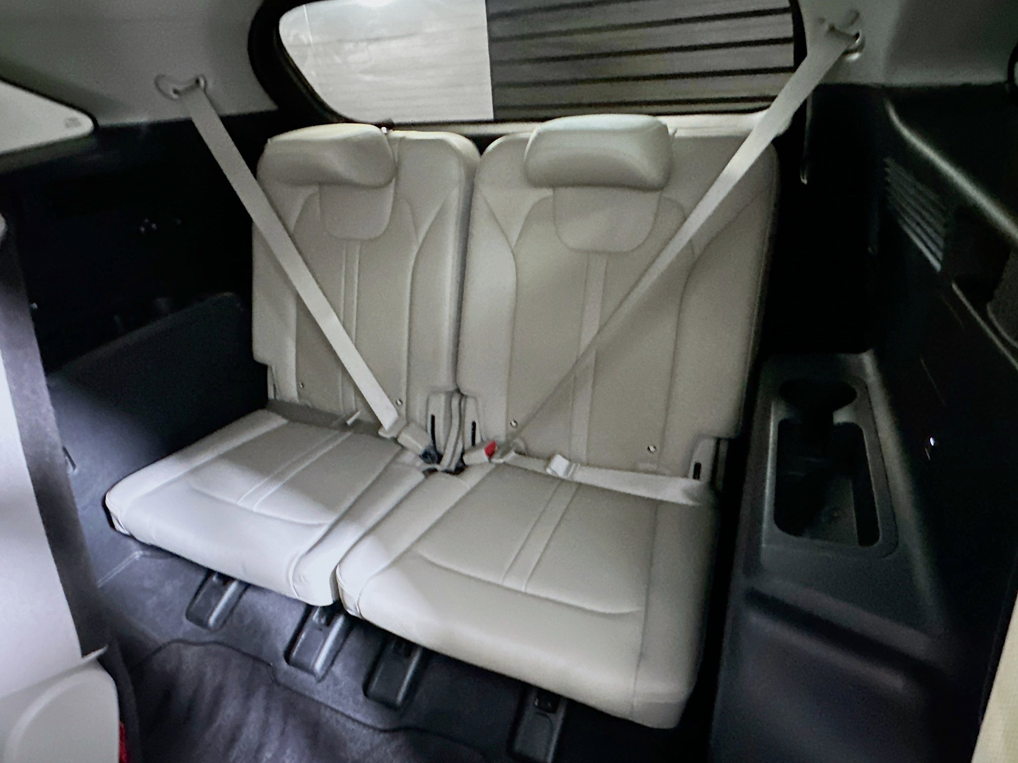 Used 2025 Kia Sorento S image 27