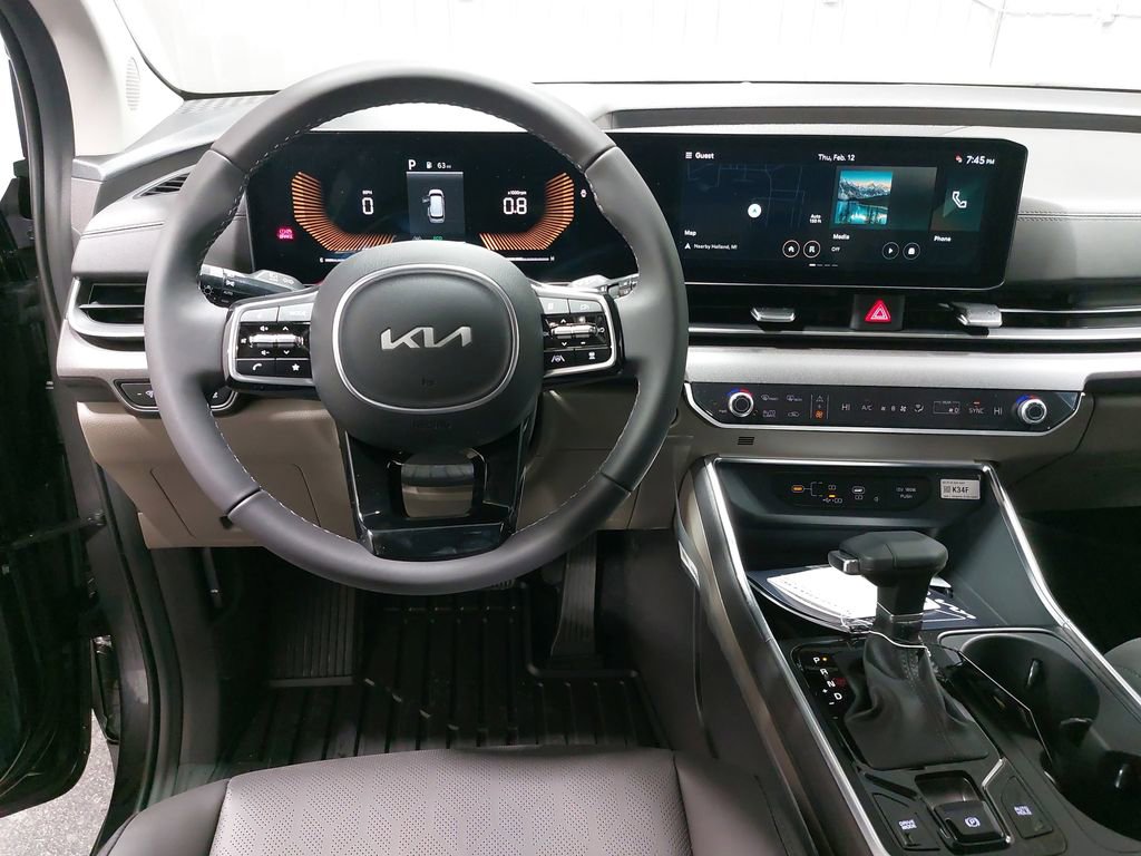 New 2026 Kia Carnival EX FWD image 17