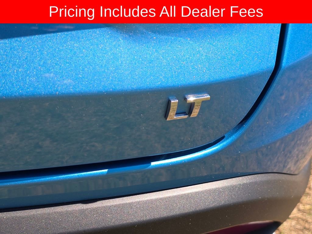 Used 2025 Chevrolet Trax LT FWD image 23