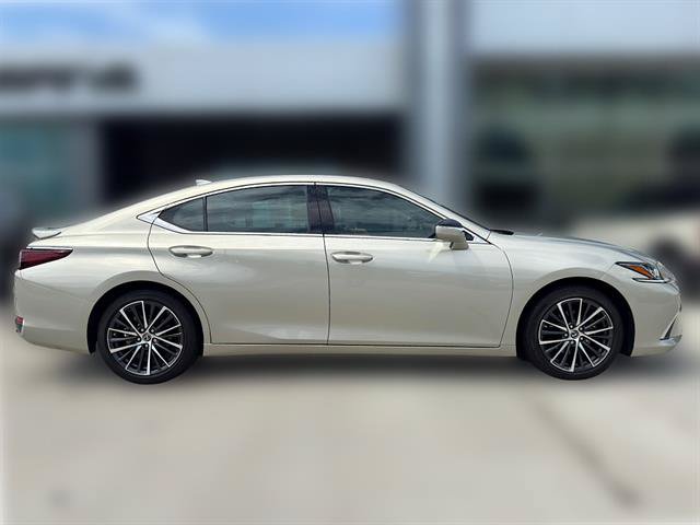 Certified 2025 Lexus ES 300h w/ Premium Package FWD image 11