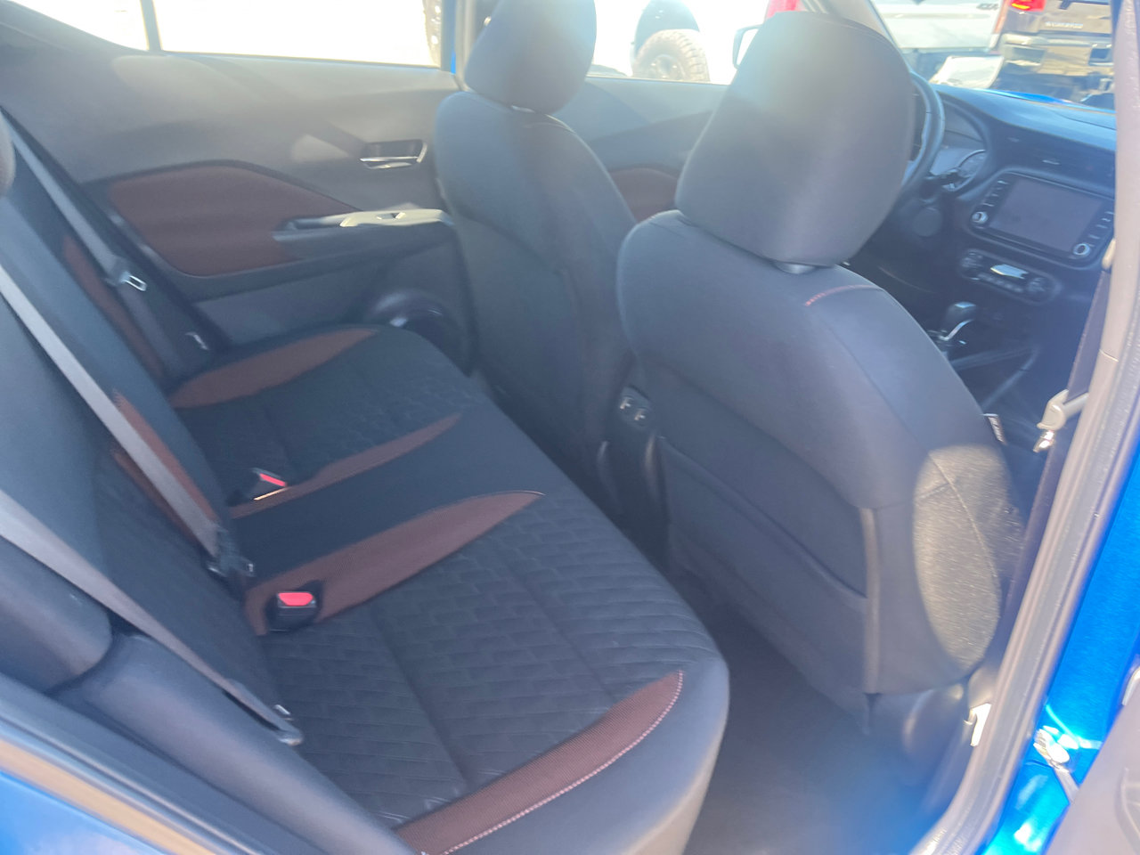 Used 2023 Nissan Kicks SR image 15