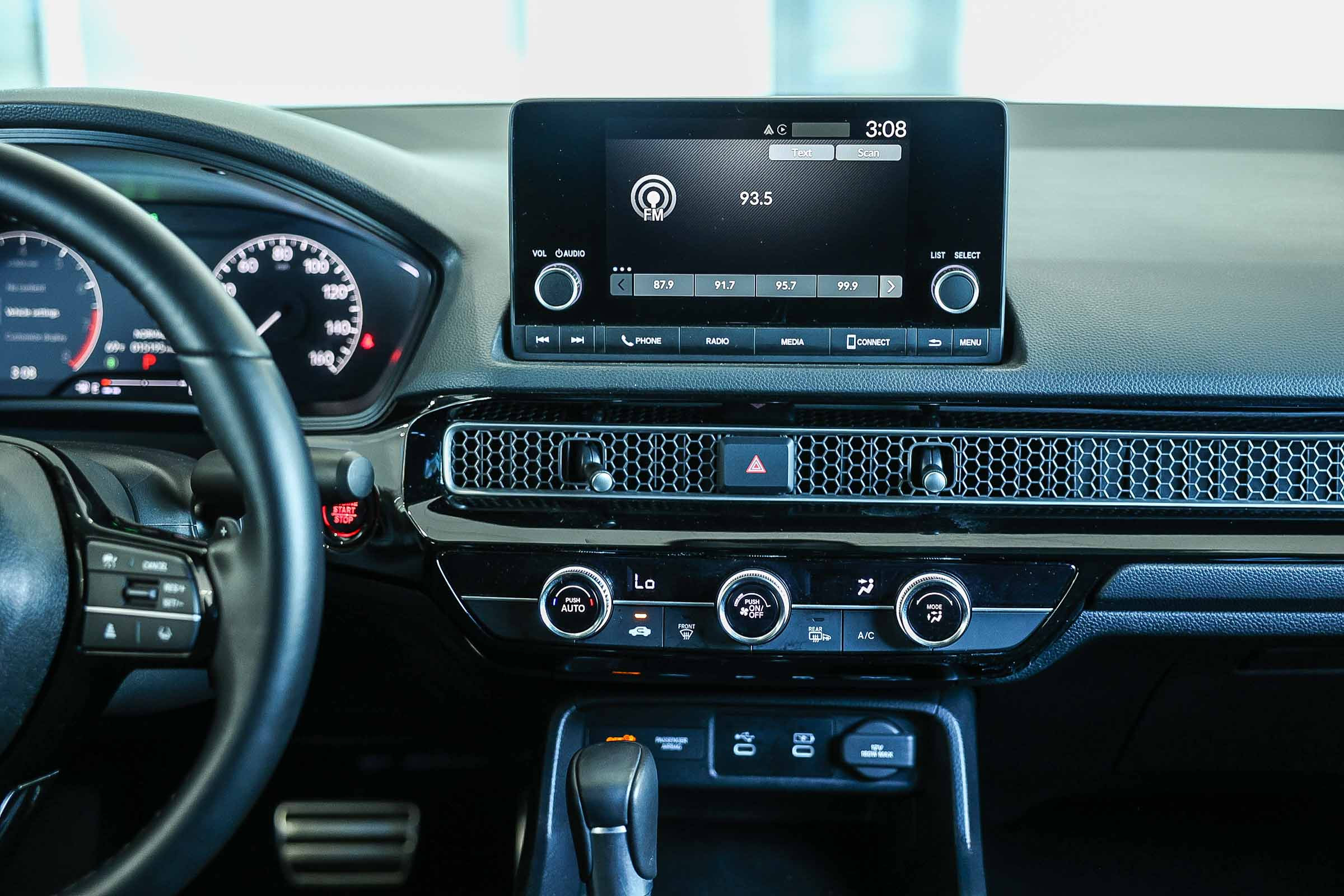 Used 2025 Honda Civic Sport image 18