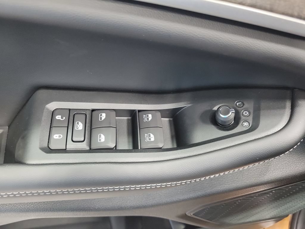New 2026 Jeep Grand Cherokee L Limited AWD/4WD image 13
