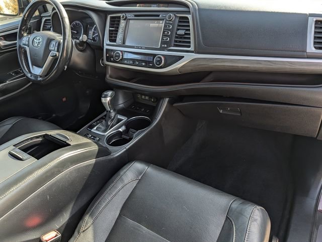 Used 2018 Toyota Highlander Limited Platinum image 36