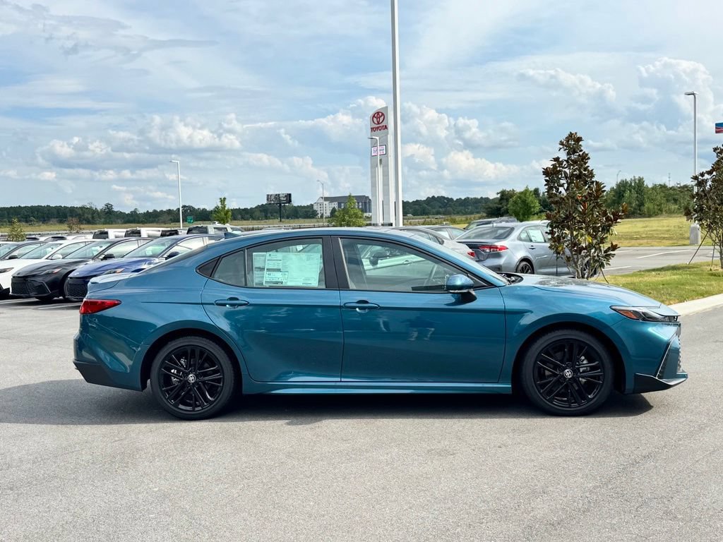 New 2026 Toyota Camry SE FWD image 8