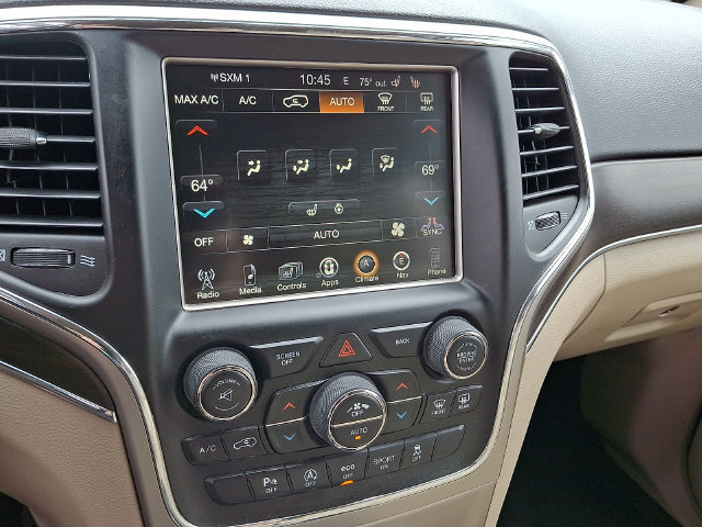 Used 2017 Jeep Grand Cherokee Limited AWD/4WD image 16
