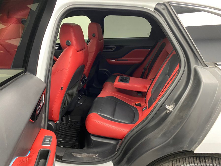 Used 2020 Jaguar F-PACE S image 35