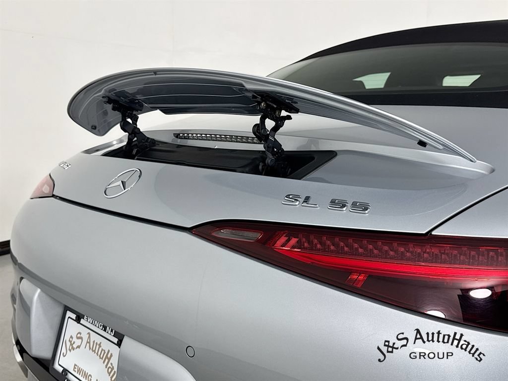 Used 2022 Mercedes-Benz SL 55 AMG 4MATIC image 35