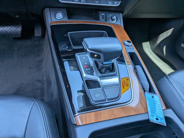 Used 2021 Audi Q5 e Premium Plus w/ Premium Plus Package image 36