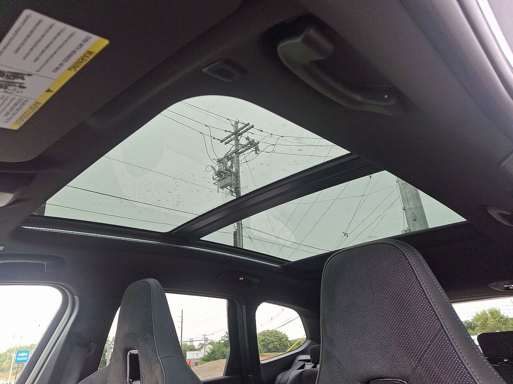 Used 2026 BMW X1 M35i w/ Technology Package image 12