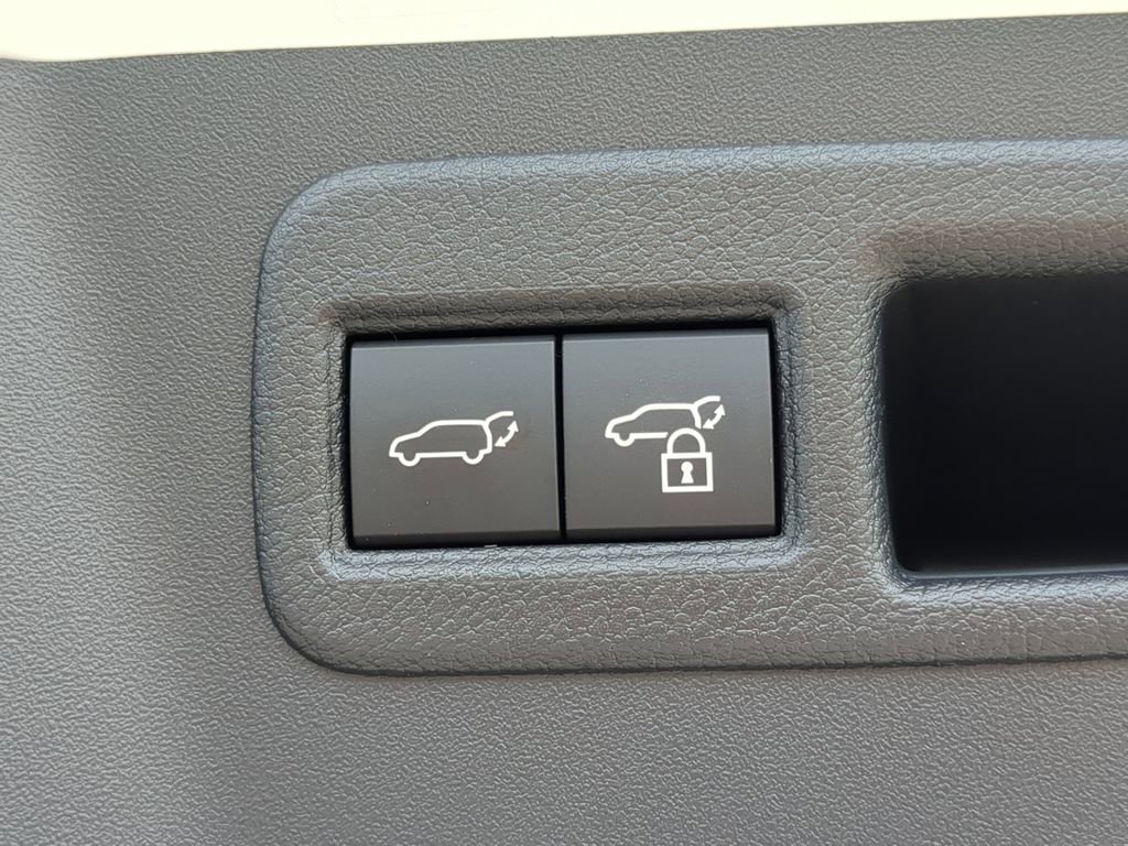 New 2026 Subaru Uncharted AWD image 10