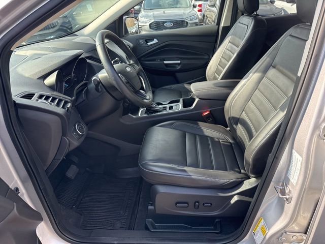 Used 2019 Ford Escape Titanium image 14
