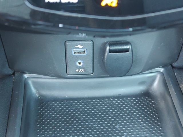 Used 2017 Nissan Rogue S FWD image 17