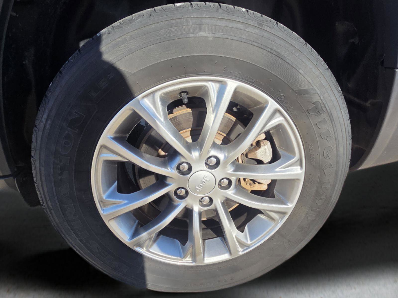 Used 2022 Jeep Cherokee Latitude Lux image 29