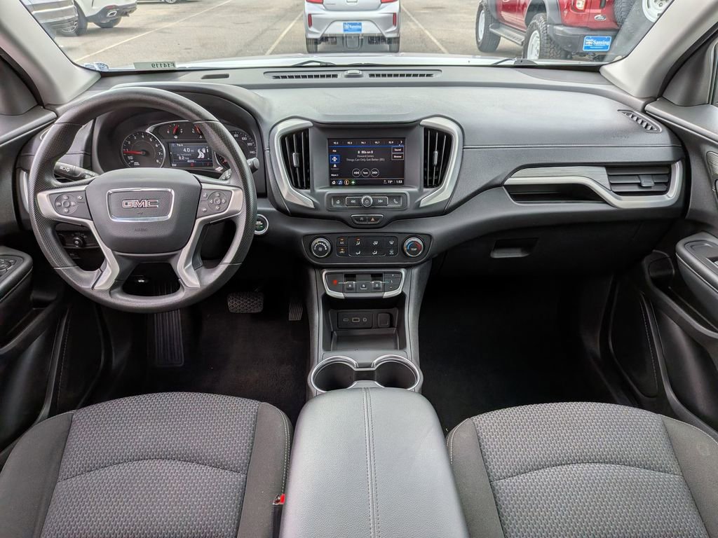 Used 2024 GMC Terrain SLE FWD image 23