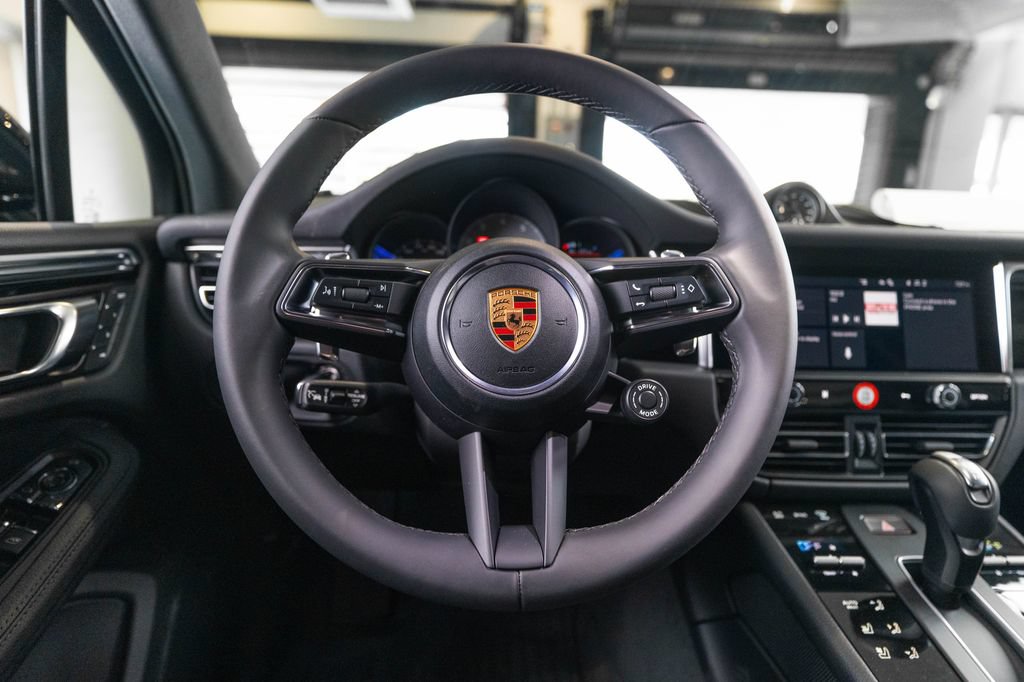 New 2026 Porsche Macan S AWD/4WD image 33
