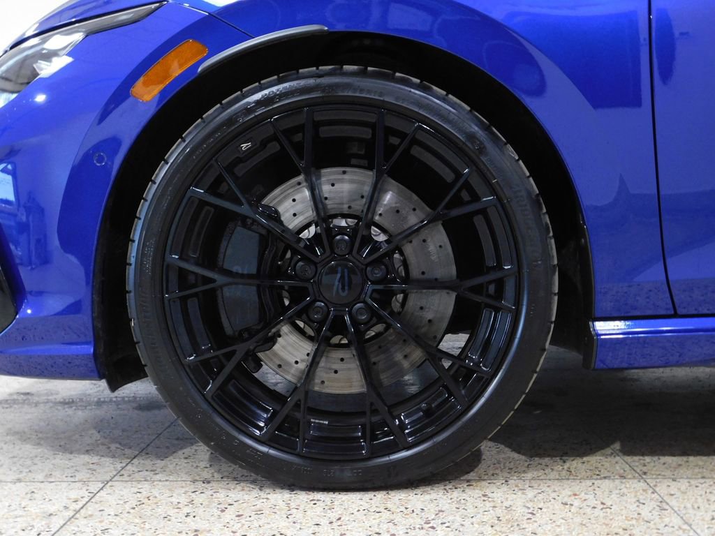 Used 2025 Volkswagen Golf R Black Edition image 22